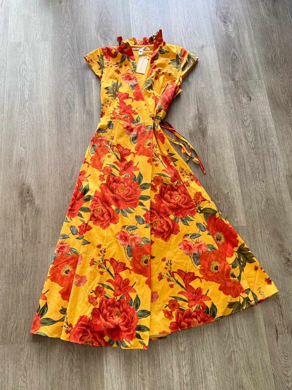 hutch pally yellow & red flower print ruffle neck midi wrap dress size small NEW